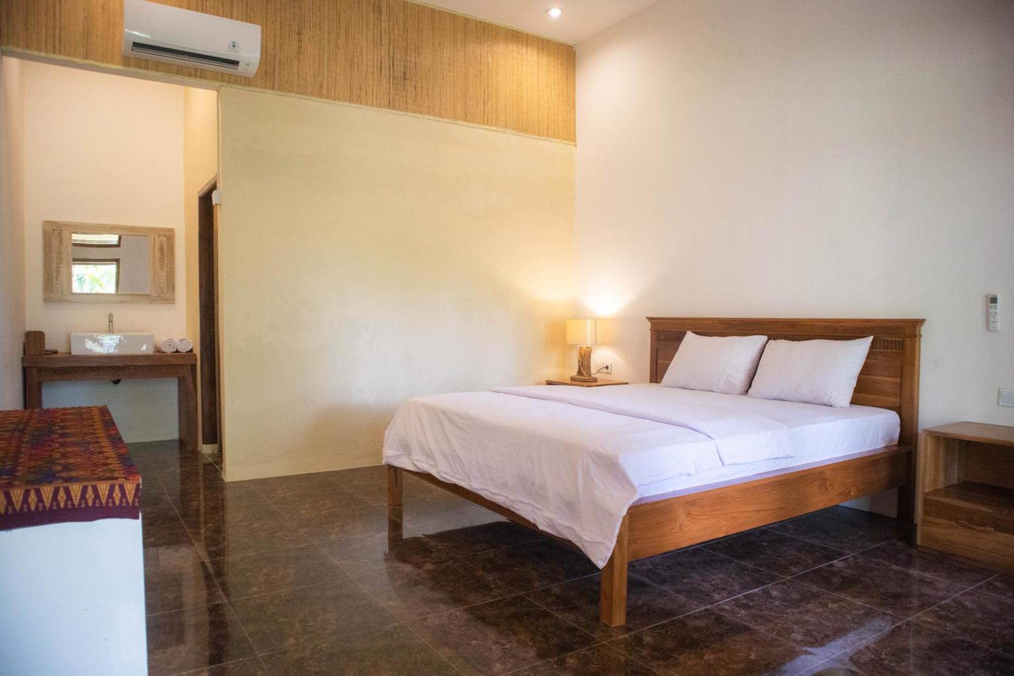 Peraja Bungalows Loyok Sangyang Номер фото