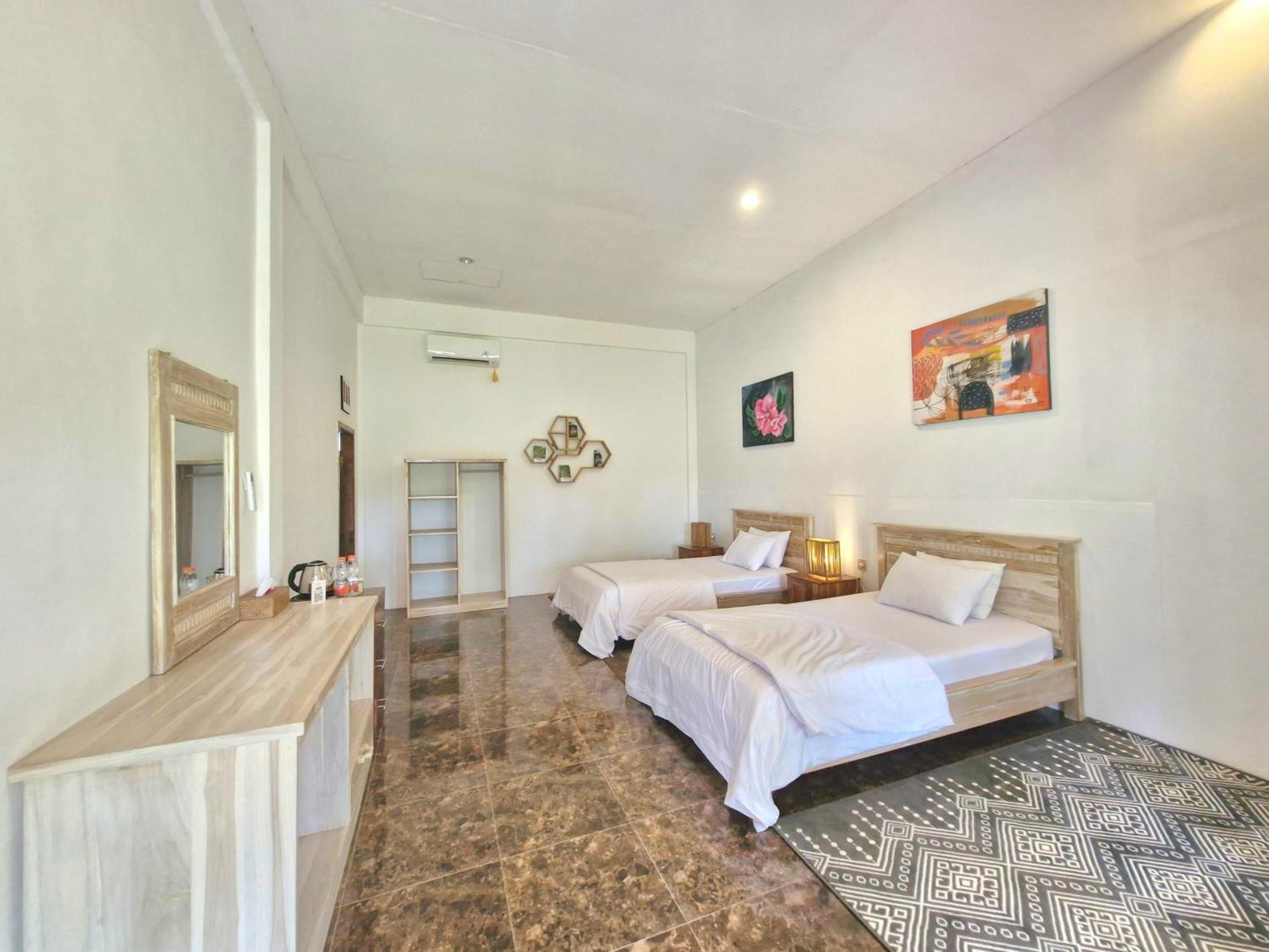 Peraja Bungalows Loyok Sangyang Экстерьер фото