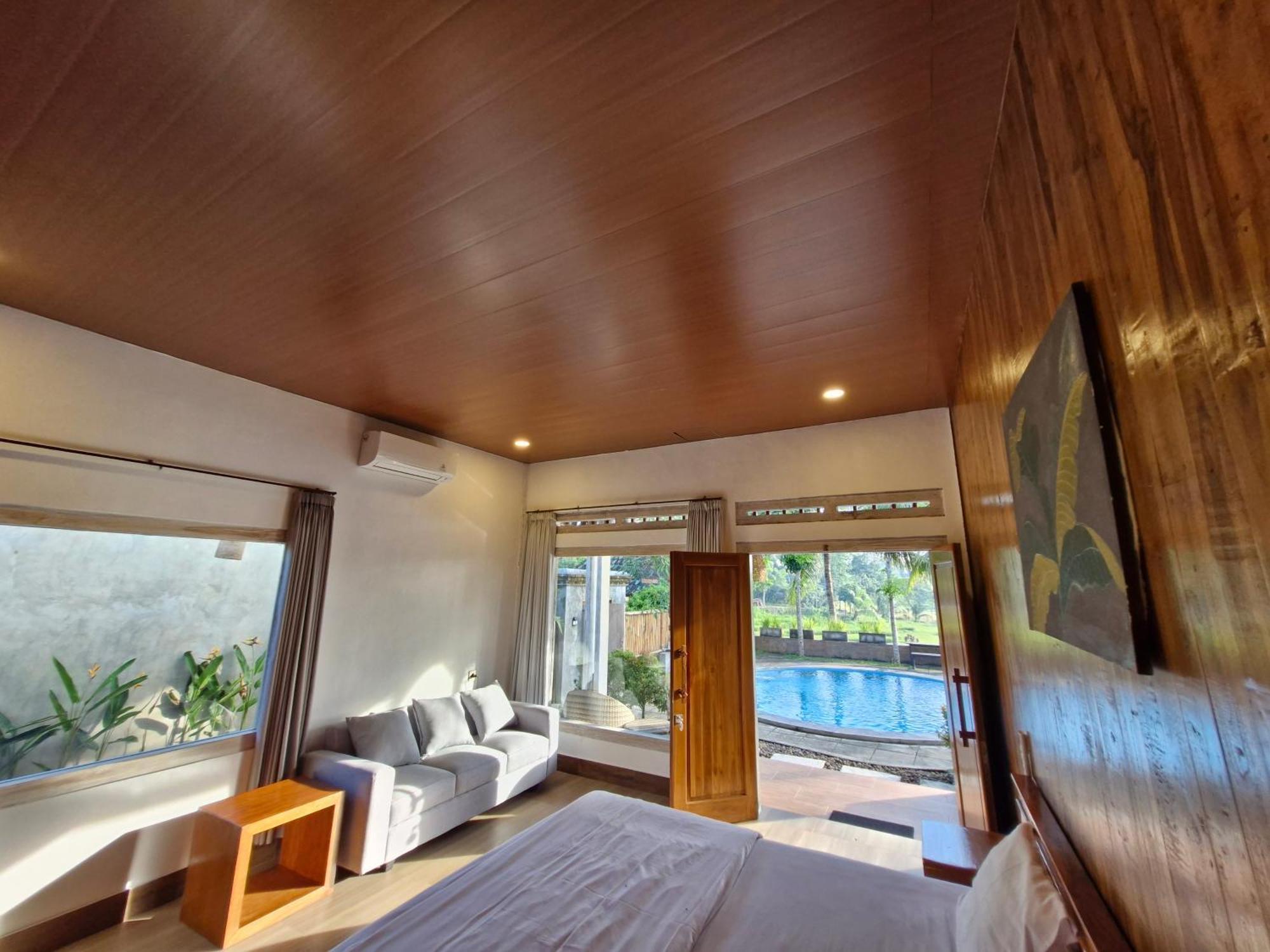 Peraja Bungalows Loyok Sangyang Номер фото