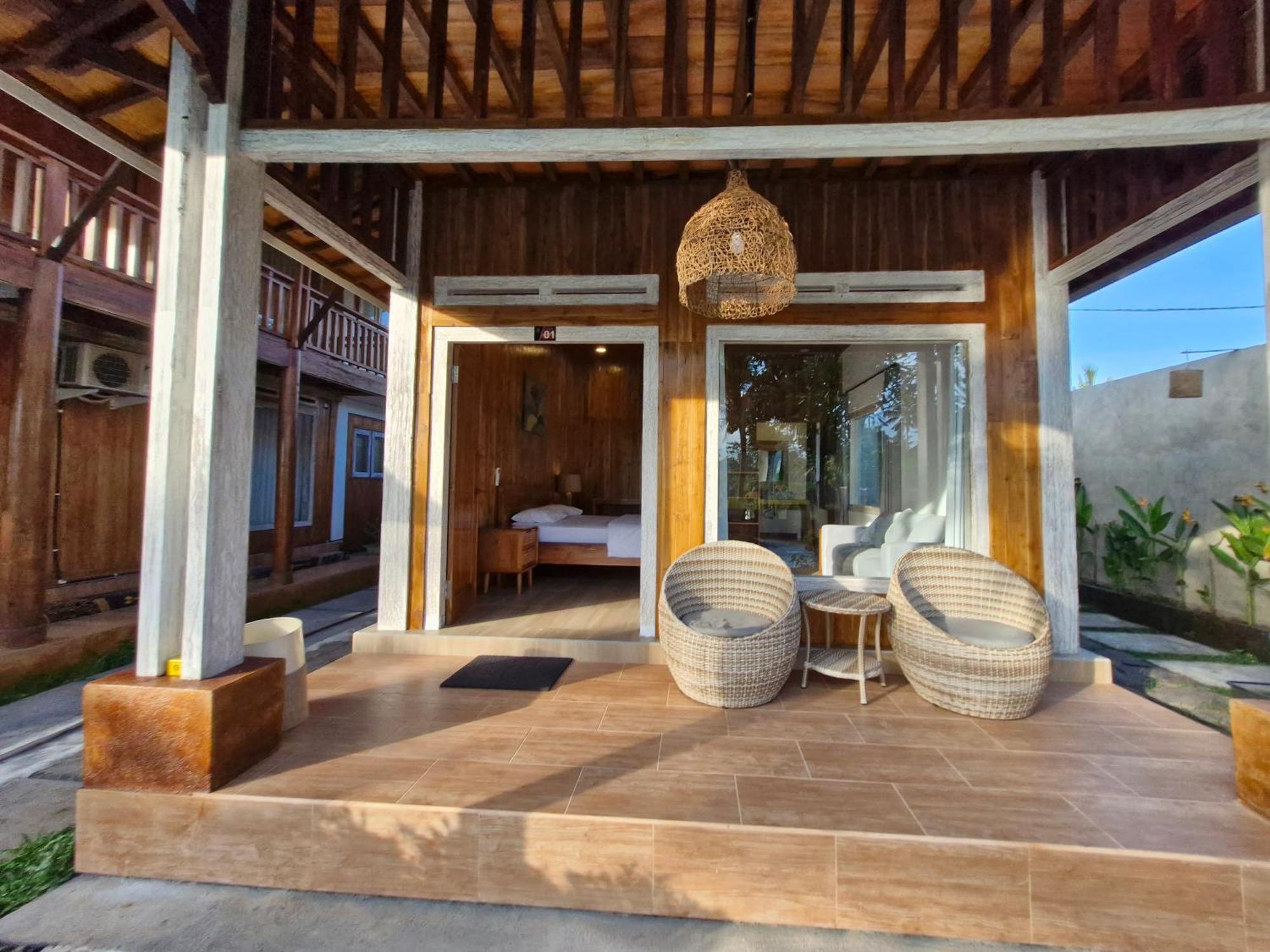 Peraja Bungalows Loyok Sangyang Номер фото